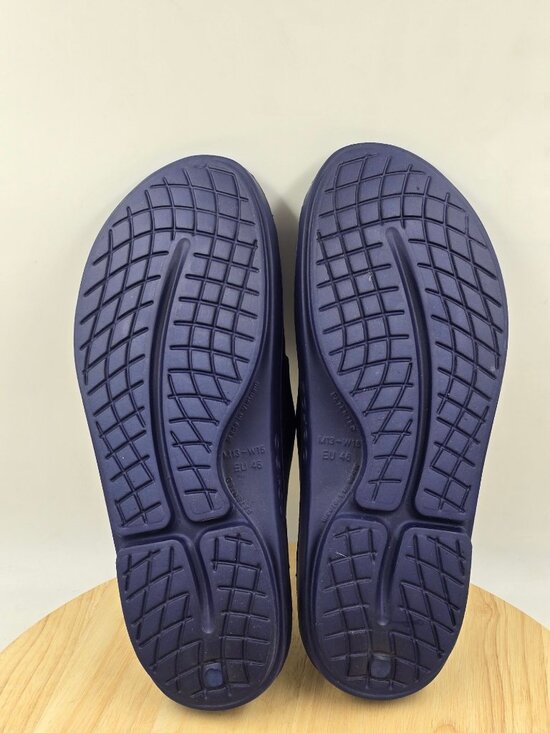 Sandals_&_Flip_Flops